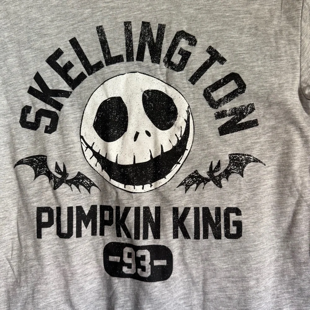 Disney Nightmare Before Christmas Jack Skellington Grey Shirt Boys Large